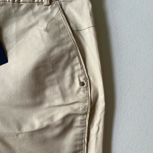 Ralph Lauren Women's Khaki Knee-Length Golf Shorts Size 2 NWT - Picture 10 of 11